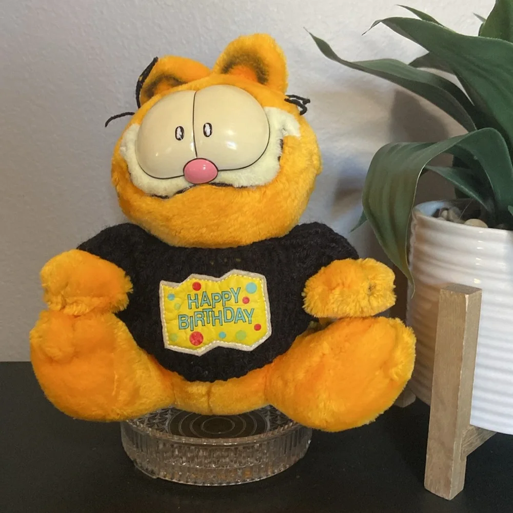 Vintage Garfield Happy Birthday Plush Toy - Orange and Black - Picture 12 of 16